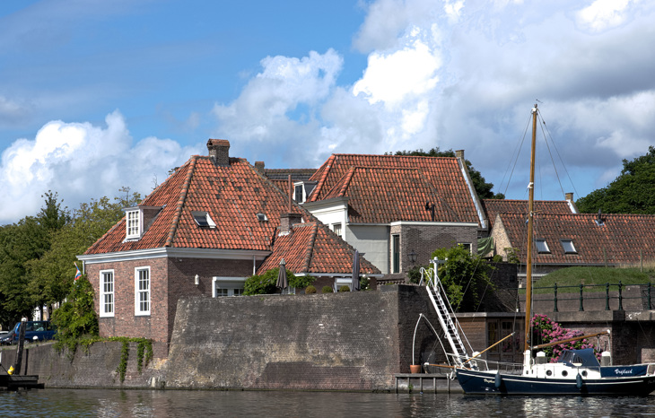 6. Den Briel Op Het Punt Waar Je Het Stadscentrum In Vaart.