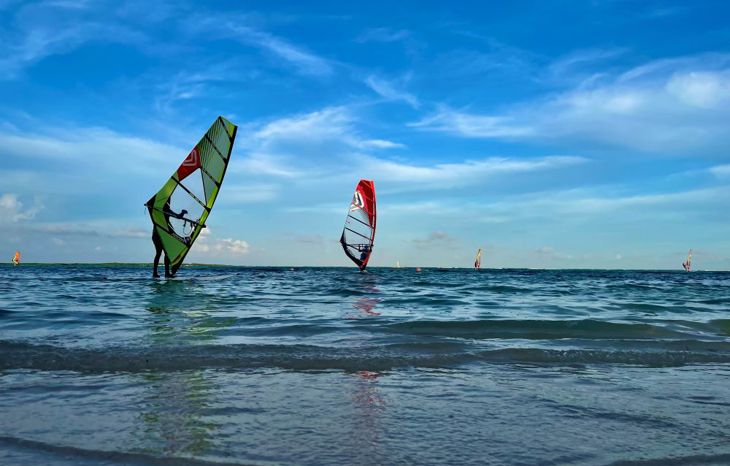 Alles over windsurfen