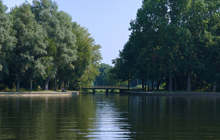 5. De Zegerplas Is Ontstaan In Het Stroomgebied Van Het Veenriviertje De Kromme Aar.
