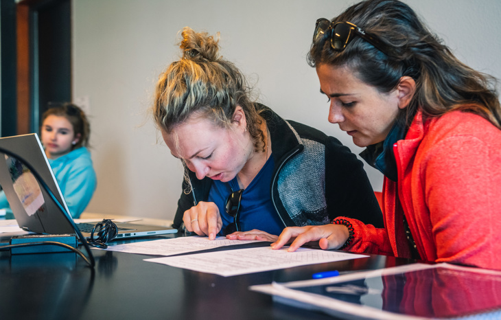 LSH 1599 - vrijwilligers / protest / jury - c. Lifeshots Photography